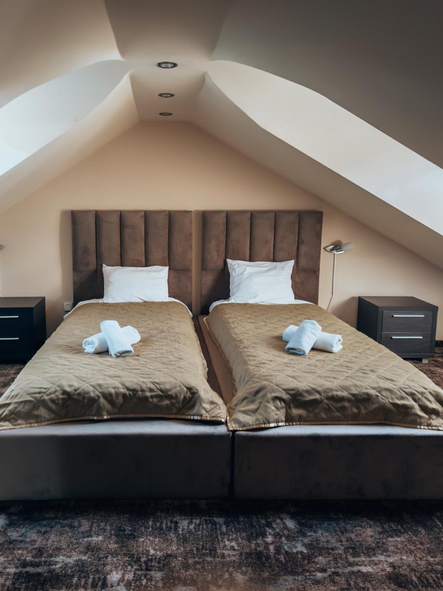 Guest House Panorama Aqualux With Free Parking ノヴィ・サド エクステリア 写真