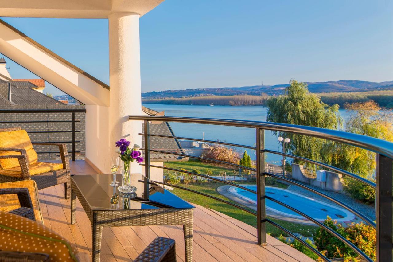 Guest House Panorama Aqualux With Free Parking ノヴィ・サド エクステリア 写真